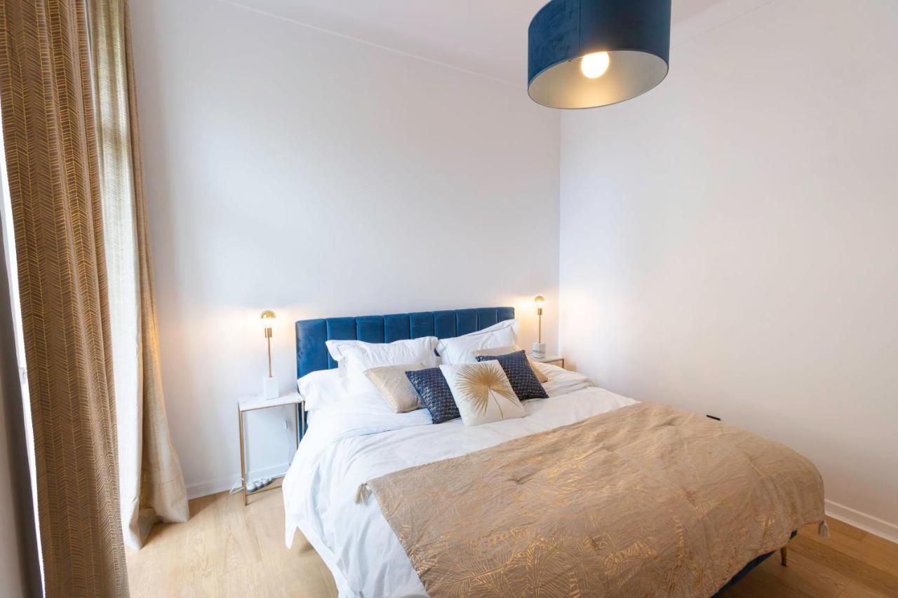 Modern 2-Br Apartment In The Heart Of Cannes Esterno foto
